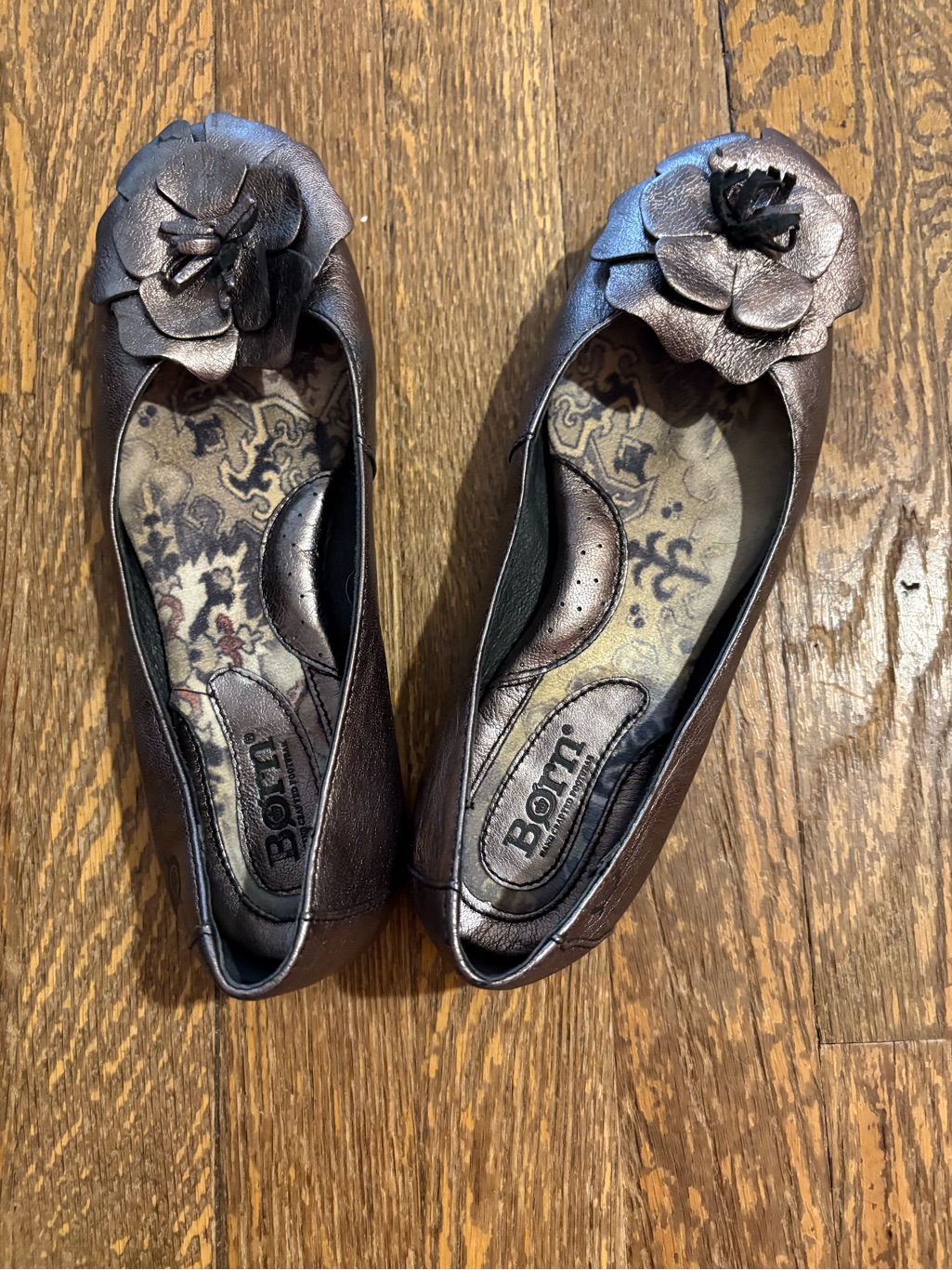 Born Women's Bronze Flower Applique Ballet Flats